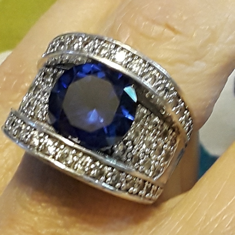 Stunning 925 SS CZ sapphire and diamond Ring